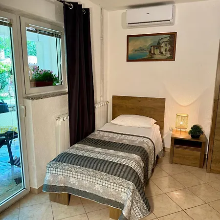 בית הארחה Renata 3*