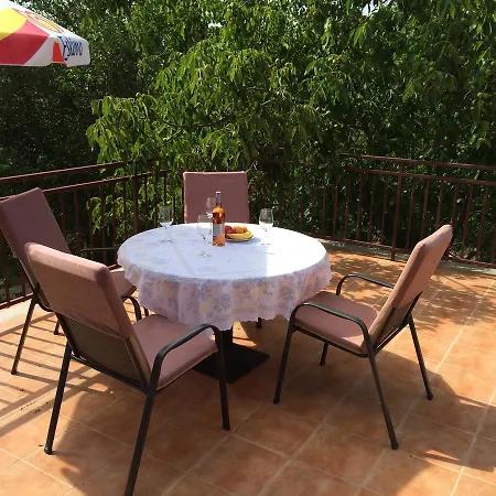 Renata Guest house Plomin